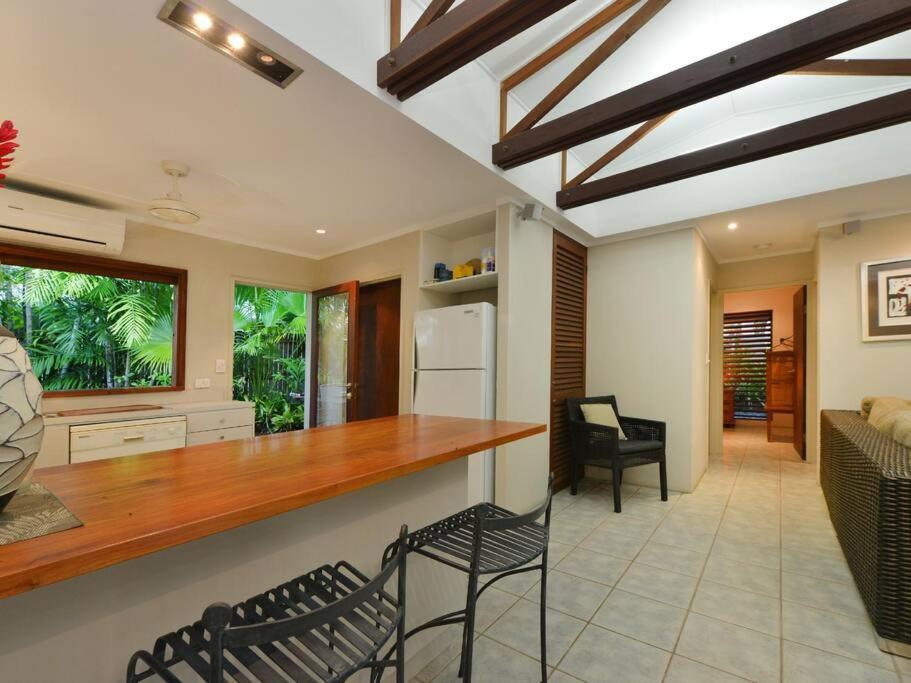 Cassowary Villa 1 - Short Walk To Beach And Town Port Douglas Buitenkant foto