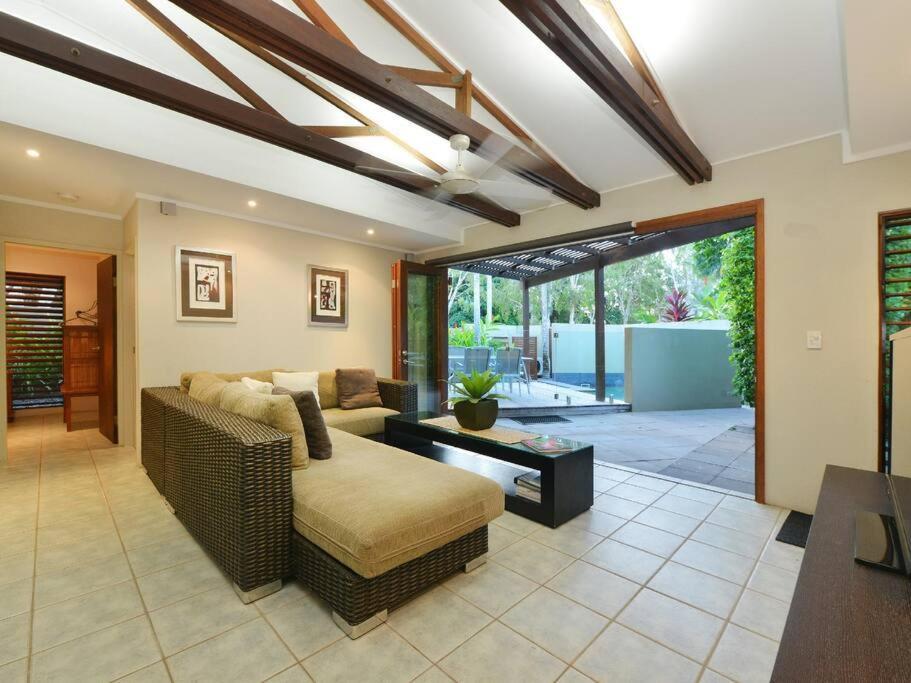 Cassowary Villa 1 - Short Walk To Beach And Town Port Douglas Buitenkant foto