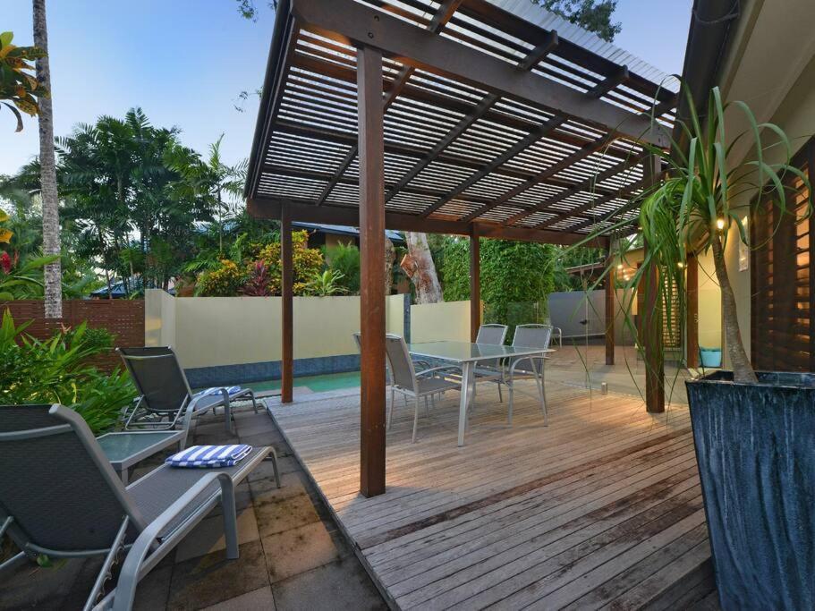 Cassowary Villa 1 - Short Walk To Beach And Town Port Douglas Buitenkant foto